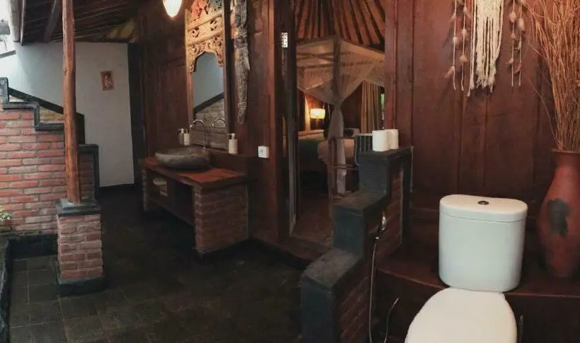 キングサイズベッドのスタンダードルーム, Kubu Kangin Resort