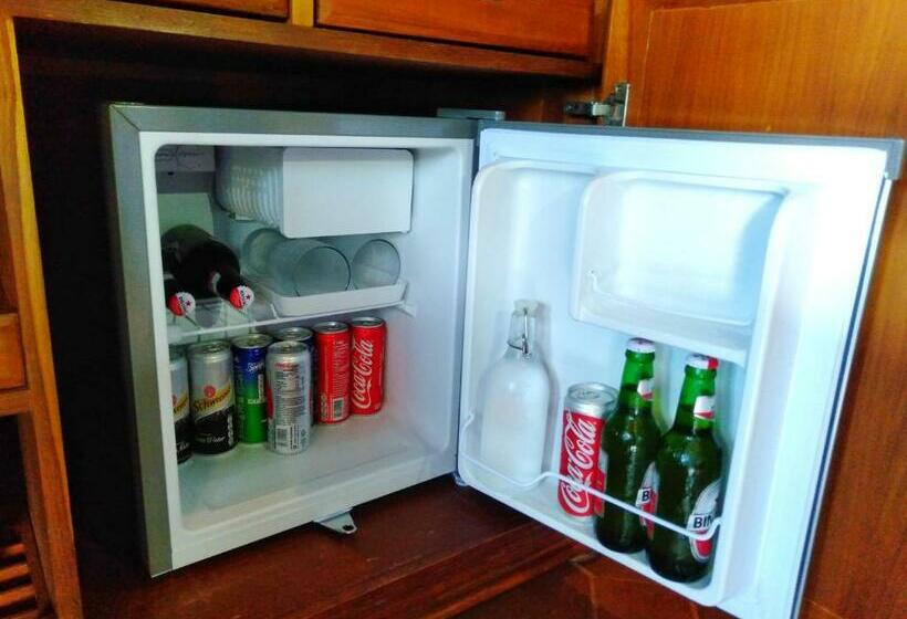 חדר סטנדרט עם מיטת קינג, Kubu Kangin Resort