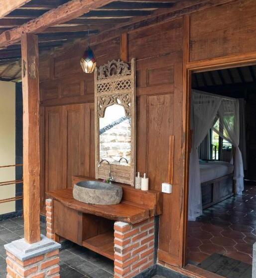 חדר סטנדרט עם מיטת קינג, Kubu Kangin Resort