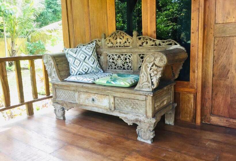 Стандартный Номер Кровать Кинг, Kubu Kangin Resort