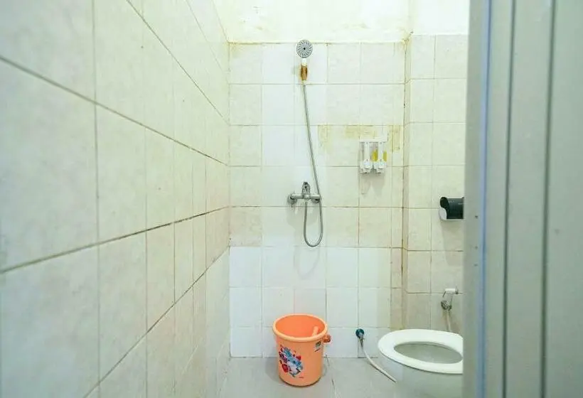 スタンダードルーム, Reddoorz Syariah Near Exit Toll Puncak