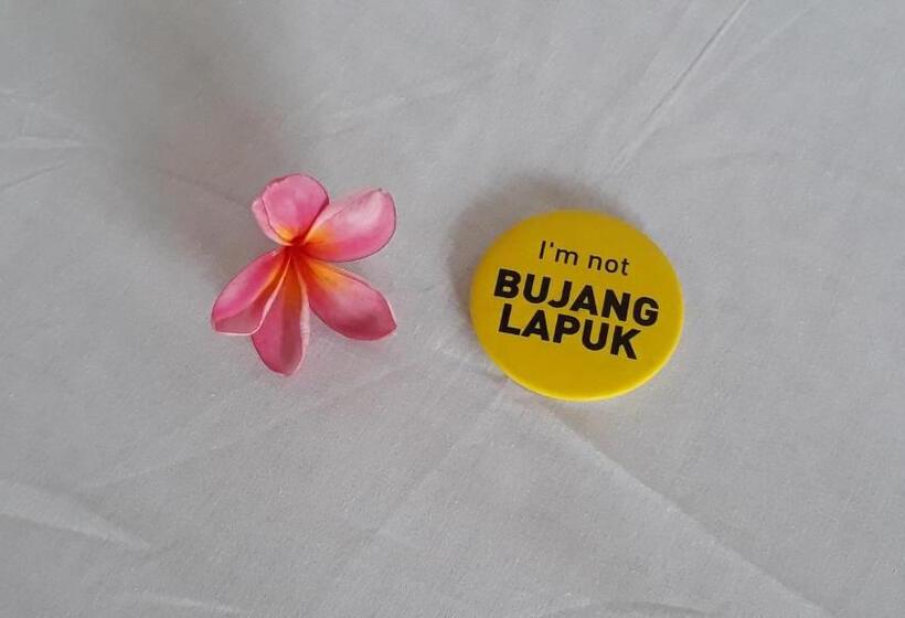 エコノミールーム, Bujang Lapuk Hostel