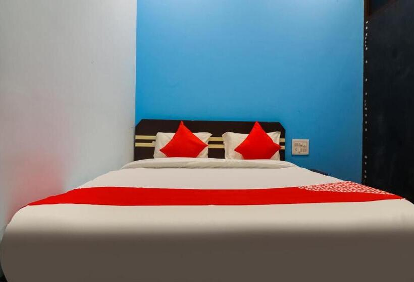 חדר קלאסי לשלושה, Shree Shyam Roseberry Hotel And Restaurant