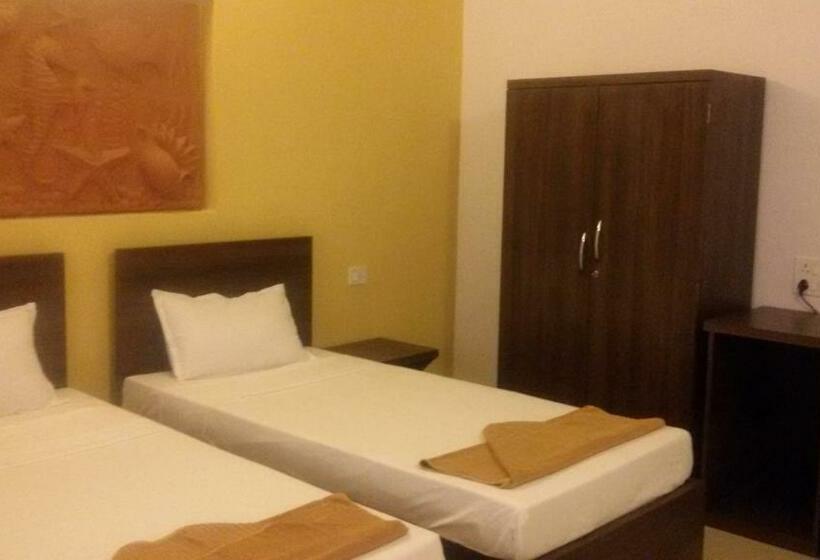 バルコニー付きデラックスルーム, Darolina Guest House