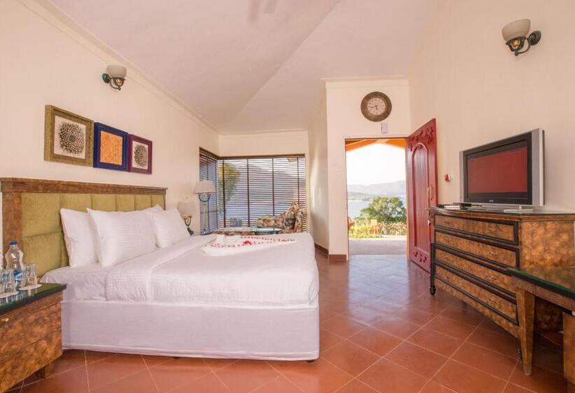 חדר דלוקס נוף לאגם, Residency Lake Resort & Spa