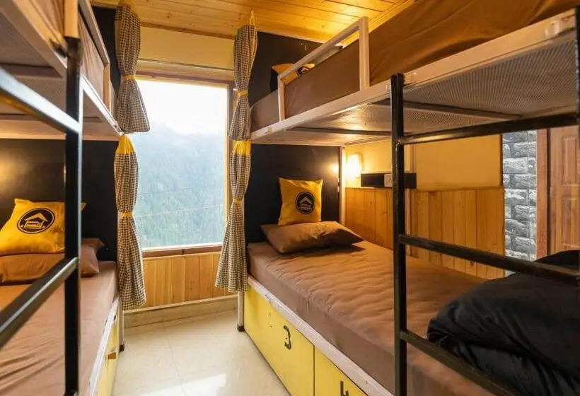 ルームシェアのワンベッド, The Hosteller Shoja, Jibhi