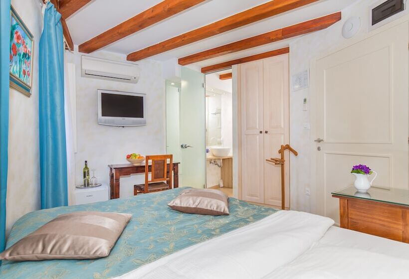 スタンダードシングルルーム, Villa Valdibora