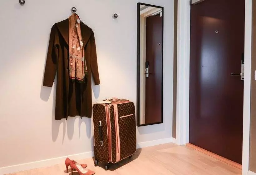 اتاق کلاس بیزنس, Best Western Plus Park Airport