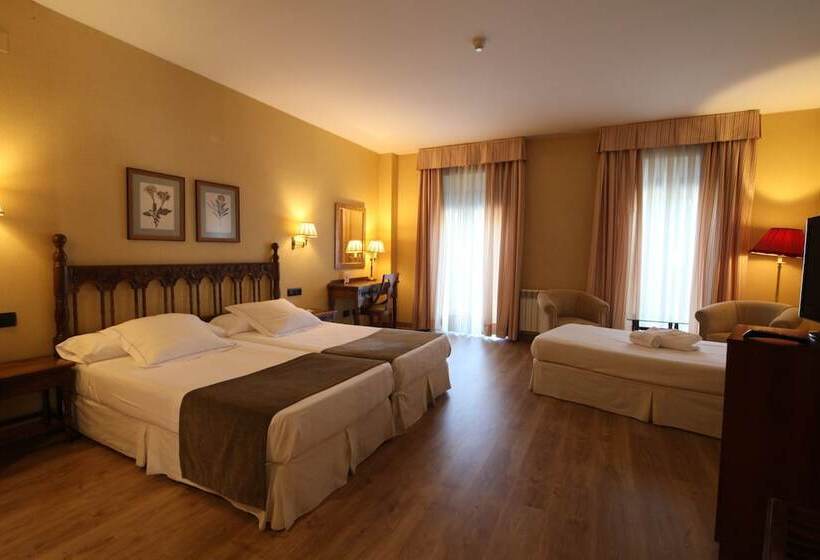 スタンダードトリプルルーム, Ele Puente Romano de Salamanca