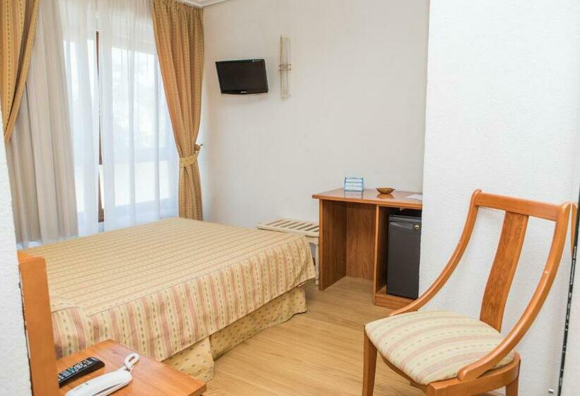 חדר סטנדרט יחיד, Las Anclas