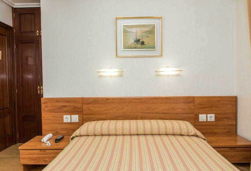 חדר סטנדרט יחיד, Las Anclas