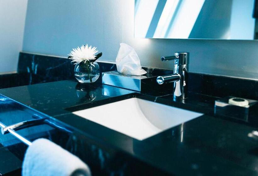 Люкс Мастер, Miro