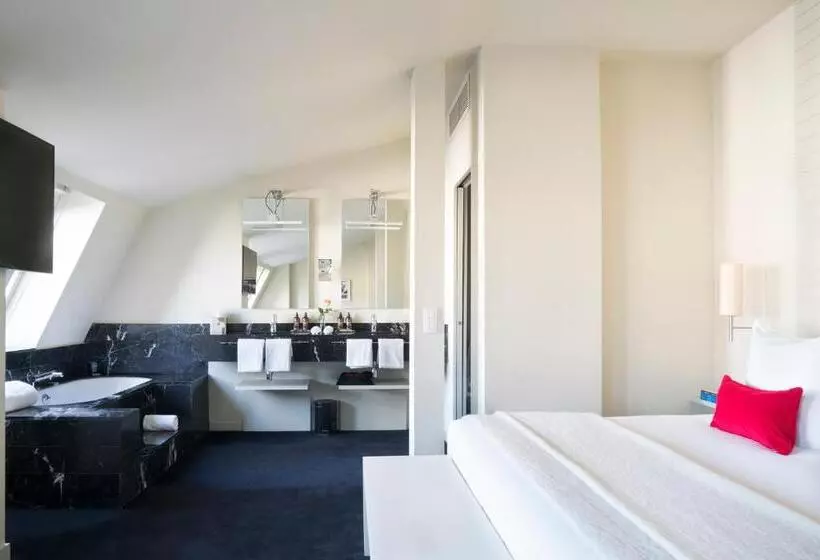 Suite Master, Miro