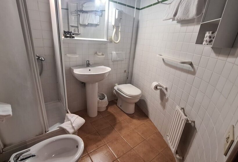 חדר סטנדרט, Parco Tirreno