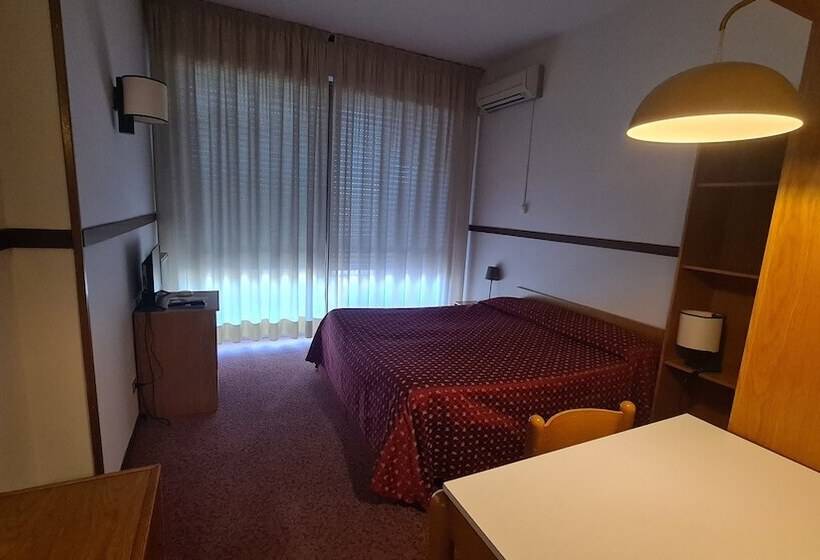 חדר סטנדרט, Parco Tirreno