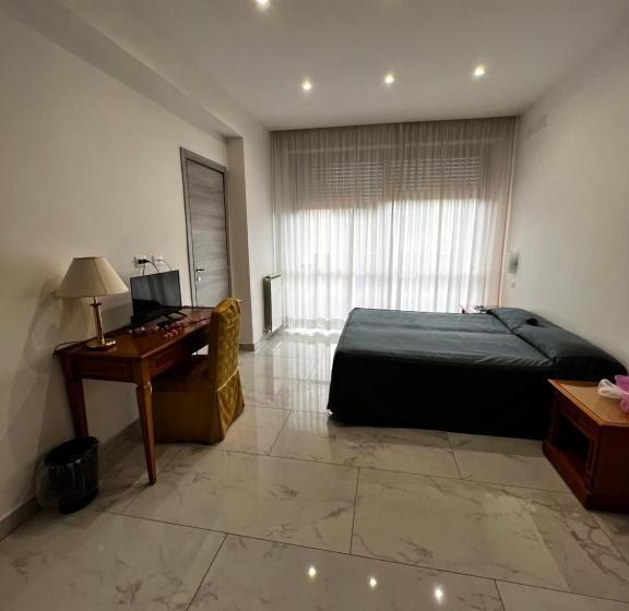 חדר סטנדרט, Parco Tirreno