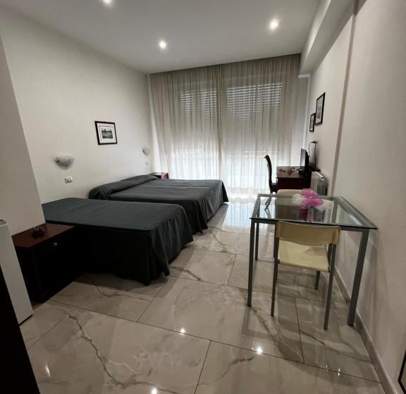 חדר סופריור לשלושה, Parco Tirreno