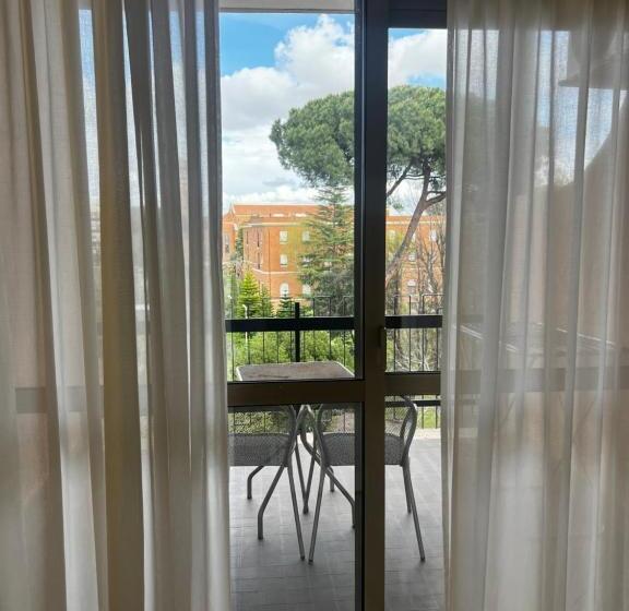 חדר סופריור לארבעה, Parco Tirreno