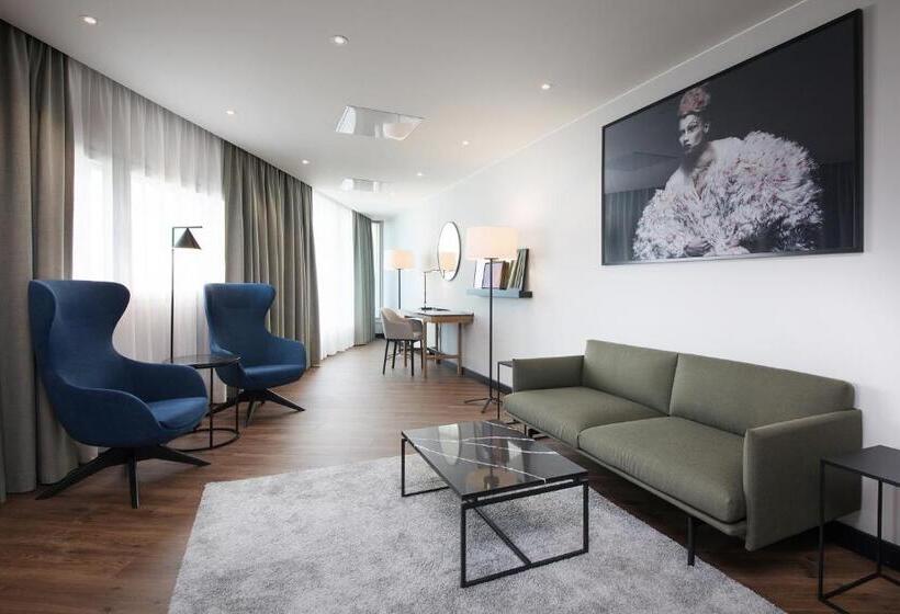 جناح, Radisson Blu Airport Hotel, Oslo Gardermoen