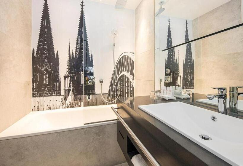 Номер Superior Вид на Сад, Radisson Blu Hotel Köln