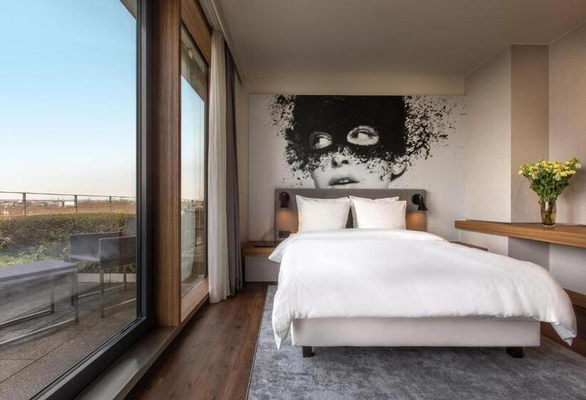 غرفة بريميوم مزودة بشُرفة, Radisson Blu Hotel Köln