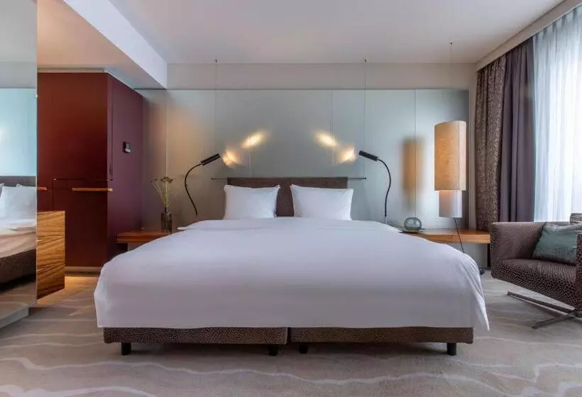 プレジデントスイートルーム, Radisson Blu Hotel Köln