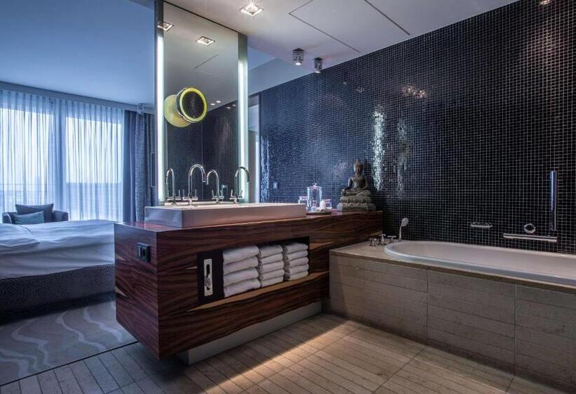 جناح رئاسى, Radisson Blu Hotel Köln