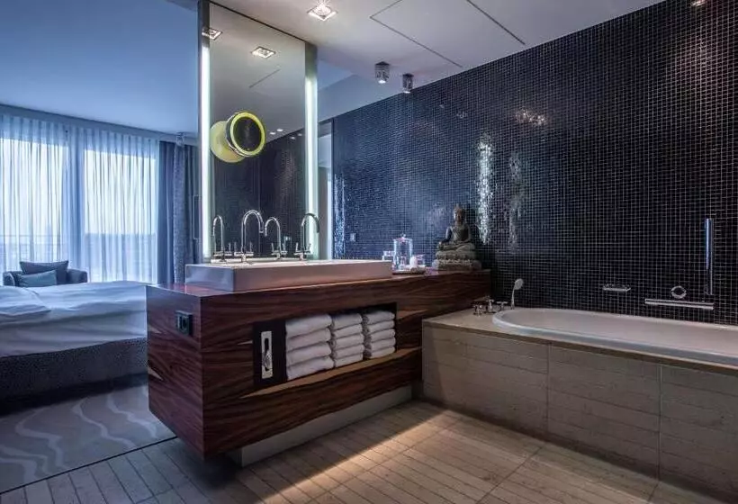 プレジデントスイートルーム, Radisson Blu Hotel Köln