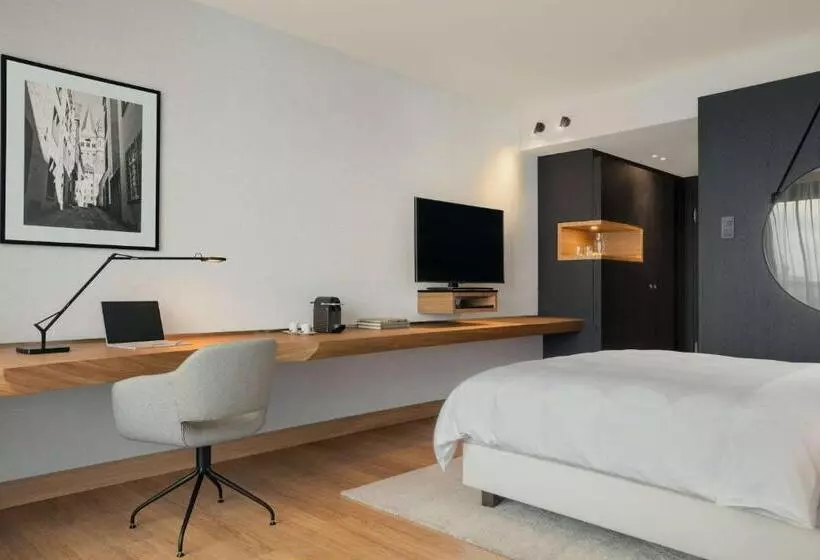 庭の見えるプレミアムルーム, Radisson Blu Hotel Köln