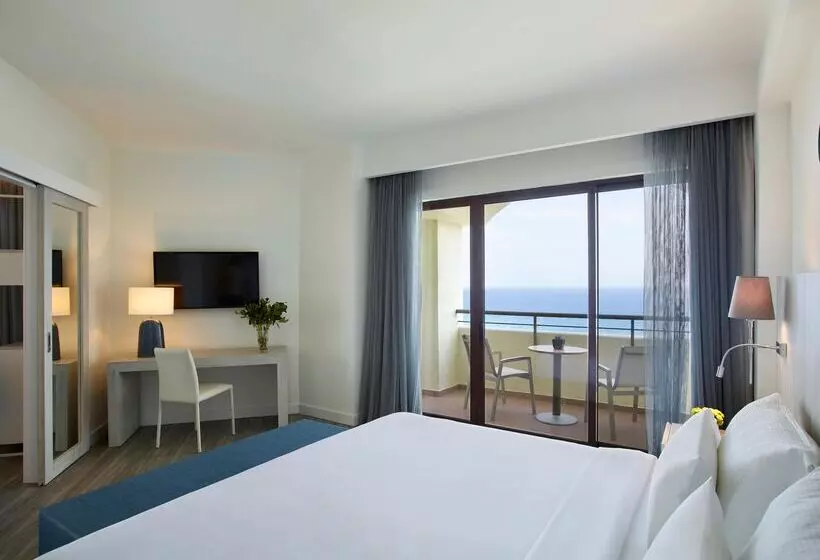 سوییت جونیور با چشمانداز دریا, Amus Hotel & Spa