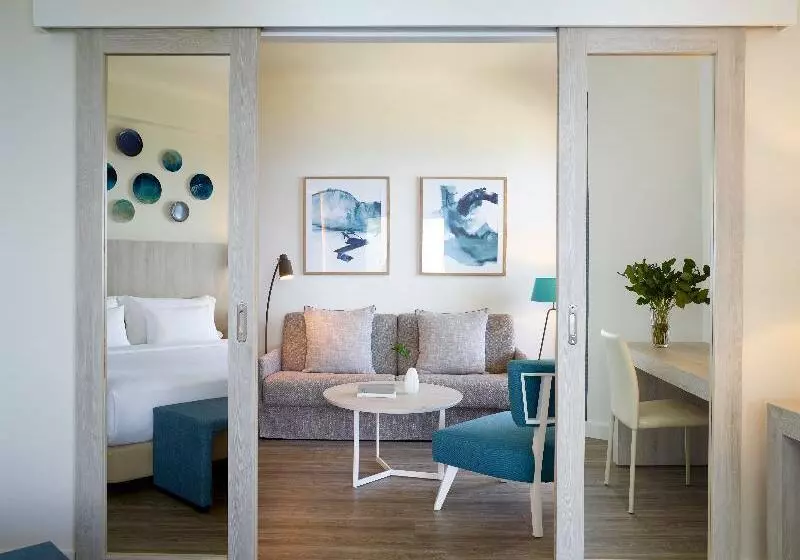 سوییت جونیور با چشمانداز دریا, Amus Hotel & Spa