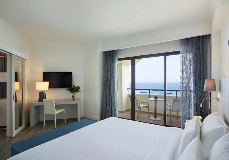سوییت جونیور با چشمانداز دریا, Amus Hotel & Spa