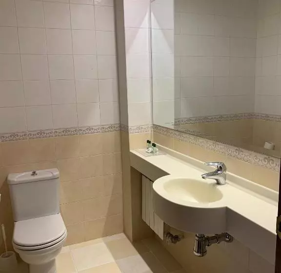 Standard Kolmen Hengen Huone, Rivera Del Duero
