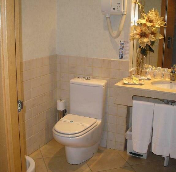 اتاق استاندارد, Rober Palas