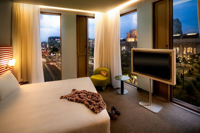 Номер Deluxe, Sanderson London