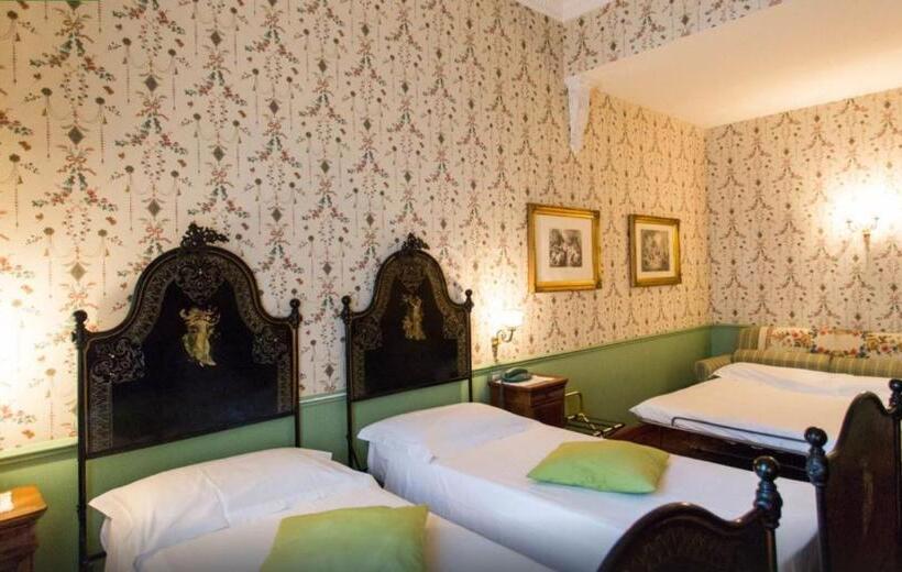 اتاق استاندارد چهار تخته, Unahotels One Catania