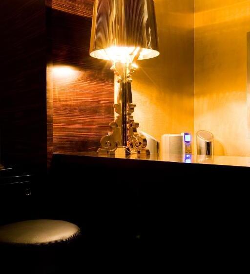 جناح رئاسى, Unahotels One Catania