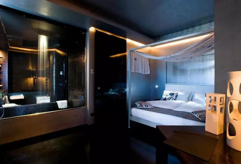سوئیت پرزیدنت, Unahotels One Catania