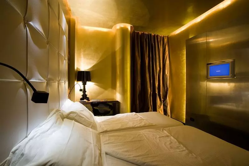 سوییت, Unahotels One Catania