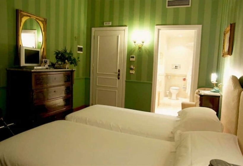غرفة قياسية, Unahotels One Catania