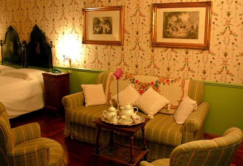 غرفة قياسية ثلاثية, Unahotels One Catania