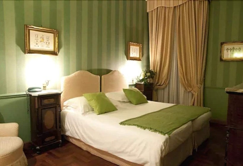 غرفة قياسية ثلاثية, Unahotels One Catania