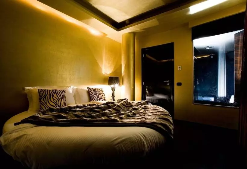 سوئیت پرزیدنت, Unahotels One Catania