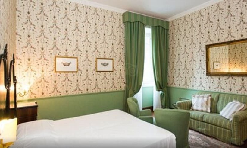 جناح جونيور, Unahotels One Catania