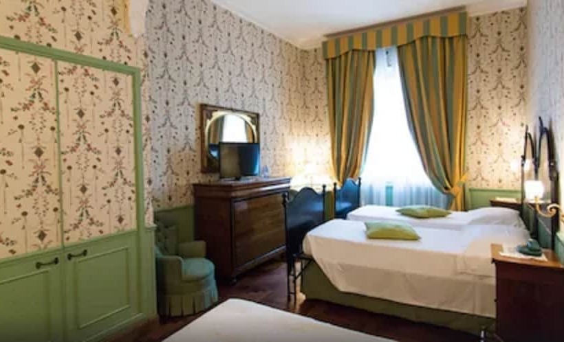 اتاق استاندارد چهار تخته, Unahotels One Catania