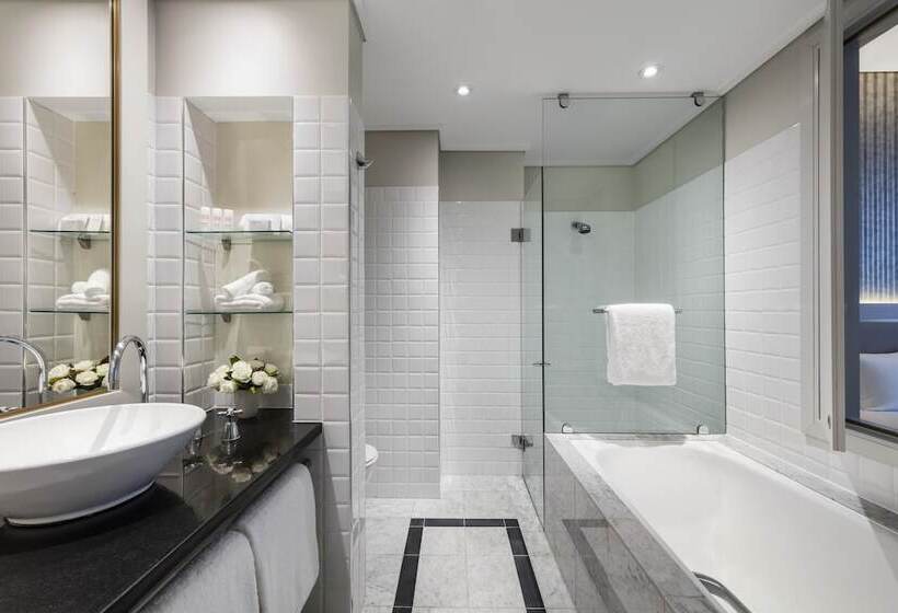 Номер бизнес-класса, Radisson Blu Plaza Hotel Sydney