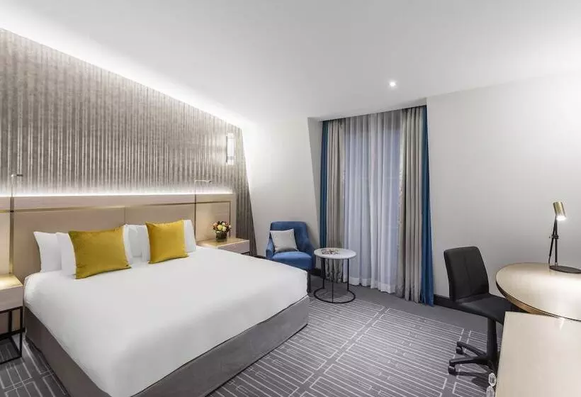 اتاق لوکس با بالکن, Radisson Blu Plaza Hotel Sydney