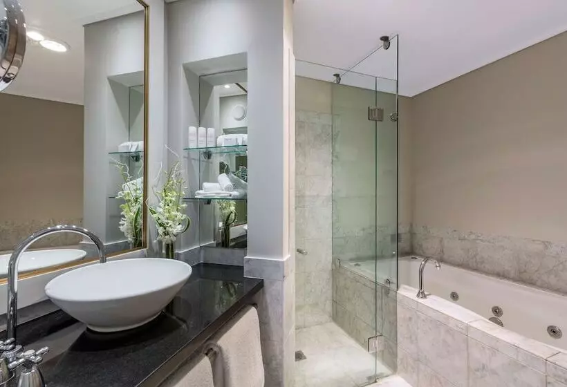 سوییت, Radisson Blu Plaza Hotel Sydney