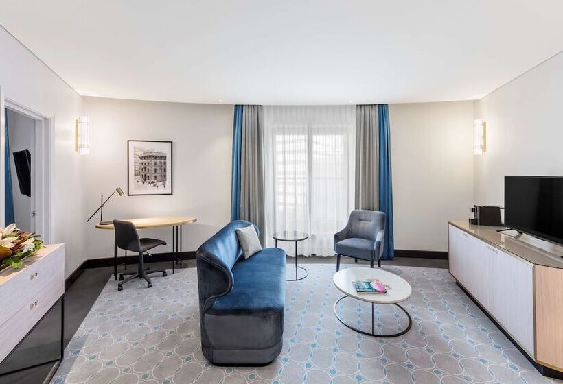 스위트, Radisson Blu Plaza Hotel Sydney