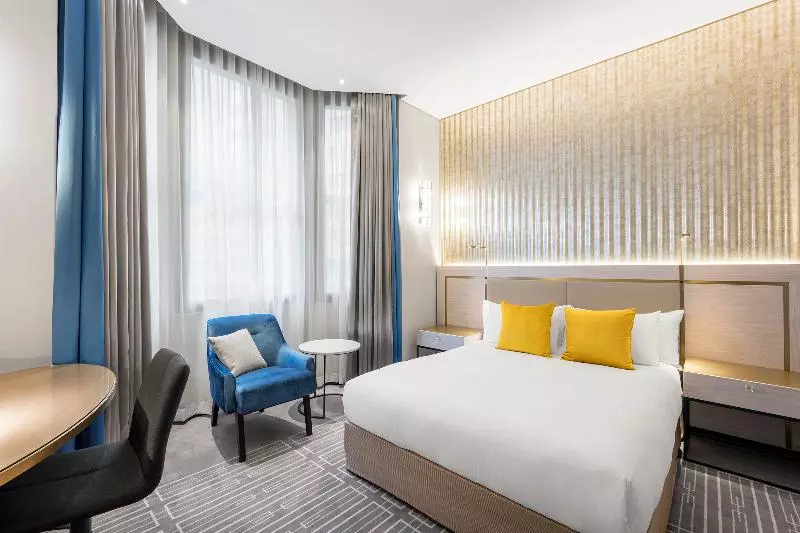 اتاق لوکس با تخت بزرگ, Radisson Blu Plaza Hotel Sydney